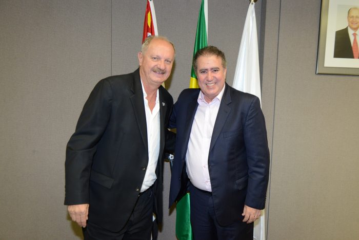 150317_Arialdo Boscolo visita Prefeito Jonas (2)